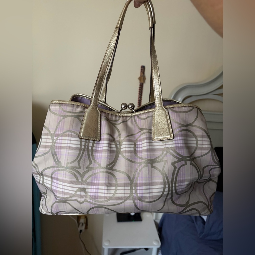 💜 Coach Lavender & Champagne Signature Striped Tartan Plaid Carryall 💜 - Picture 2 of 8